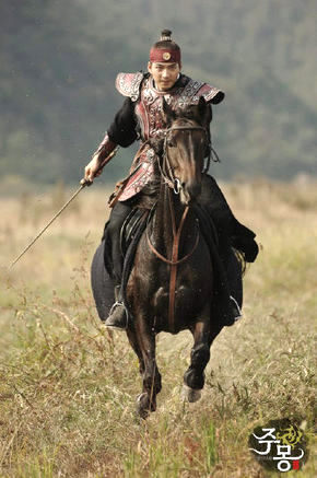 《朱蒙》连续31周收视第一 历史剧受欢迎(图)