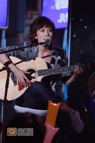 包小柏棄場而去讓誰難過? 包小柏棄場而去讓誰難過?