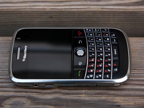 经典商务手机 黑莓9000爆新低1450元