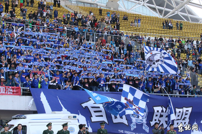 中超:哈尔滨毅腾首个主场一球小负北京国安(高清组图)