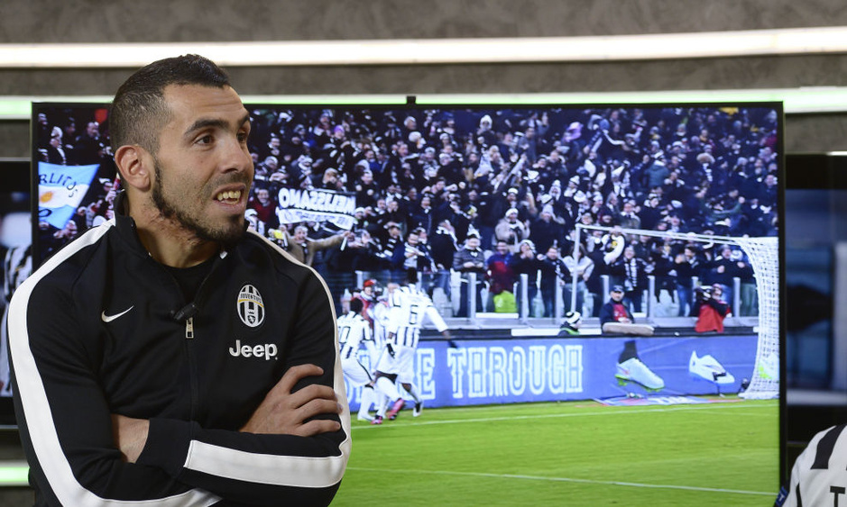 美女野兽!特维斯合影尤文新教母 盼四连冠(图)