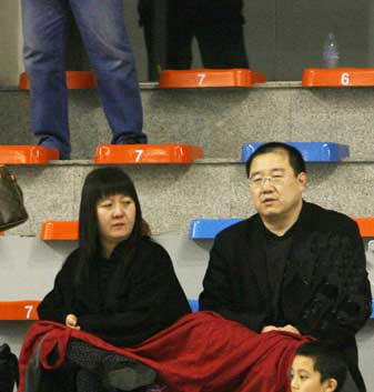 宋丹丹前夫英达小女儿近照首曝光