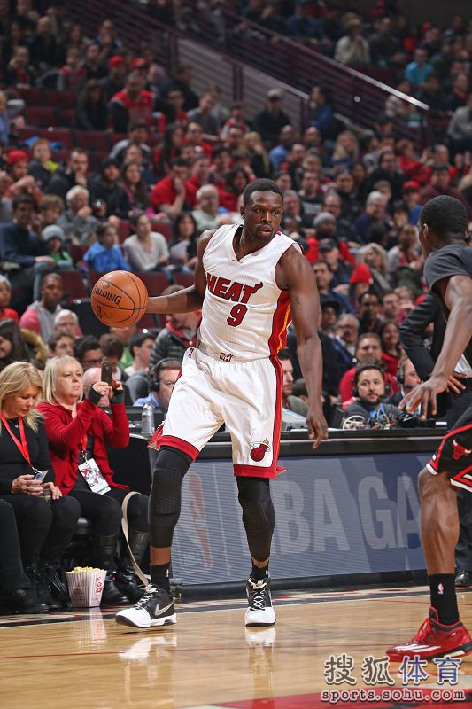 公牛队史最强阵:罗斯搭档乔丹 诺阿皮蓬邓入选