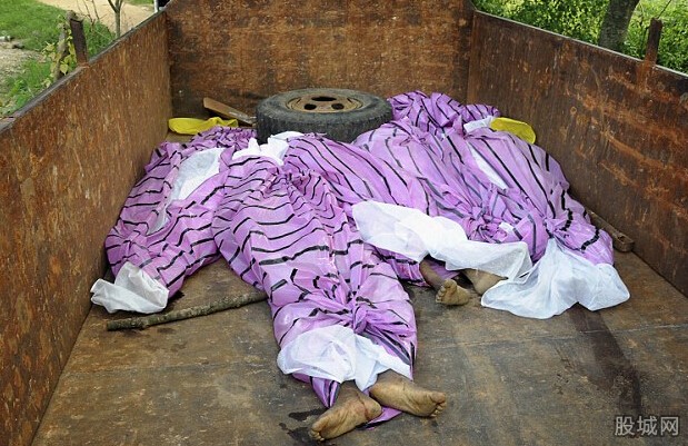 村民当街打死妇女 只因收成不好将五女子乱棍打死