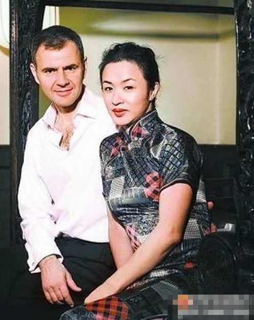 金星把邓丽君认成自己:我能像她太荣幸了