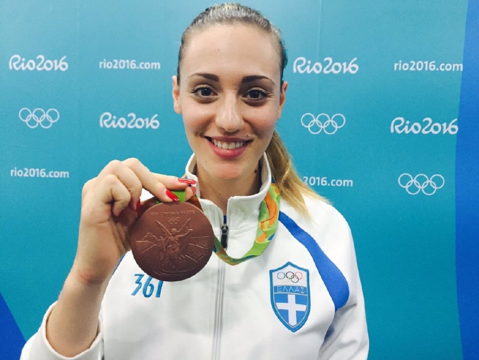 希腊美女枪手奥运夺冠 身材高挑气质出众