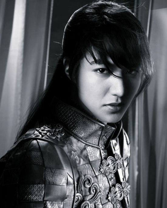 《信义》李敏镐