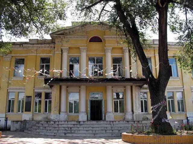 自驾黑龙江风情小镇一面坡镇横道河子镇 看百年俄式建筑