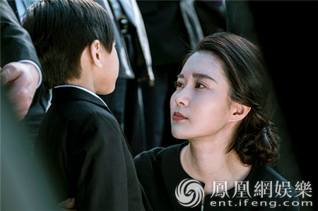 胡然《追龙》突破角色框架 多变形象诠释新『豪嫂』